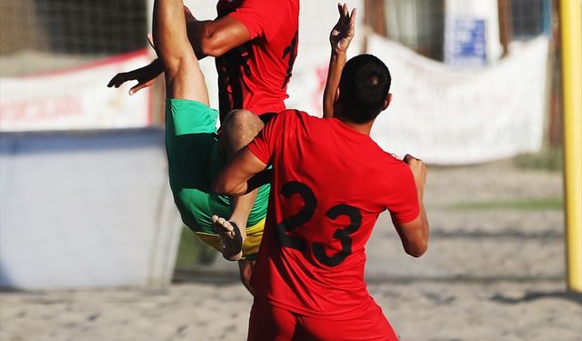 Plaj futbolunda şampiyon Gümüldürspor