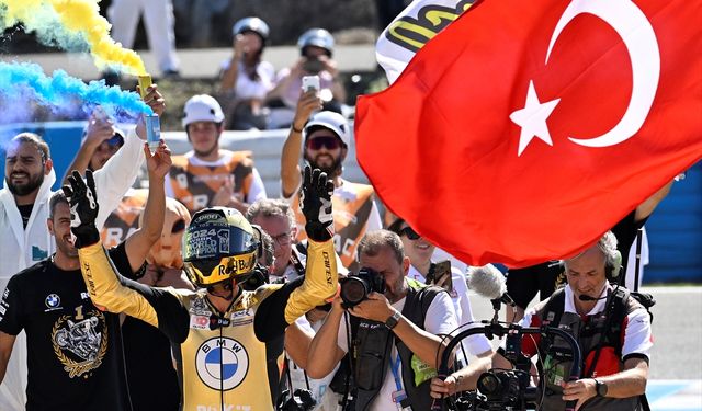 Toprak Razgatlıoğlu, 2024 Dünya Superbike'ta şampiyon oldu