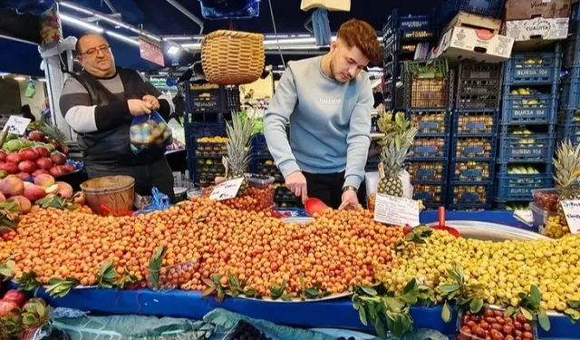 Bursa'da pazar alışverişi lüks oldu