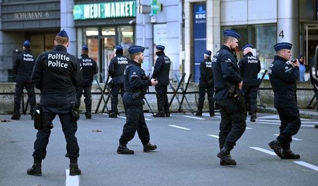 AB kurumları önünde çiftçi protestosu