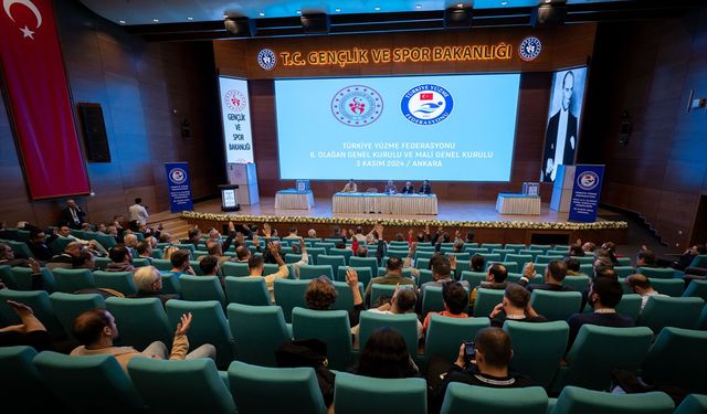 Türkiye Yüzme Federasyonu başkanlığına Erkan Yalçın yeniden seçildi