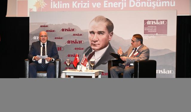 Antalya'da "iklim krizi ve enerji dönüşümü" ele alındı