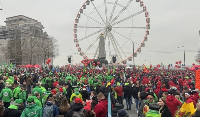 Belçika'da çalışanlar kurulacak hükümetin ekonomi politikalarını protesto etti