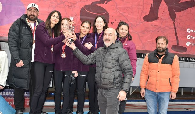 Curling Süper Lig müsabakaları Erzurum'da tamamlandı