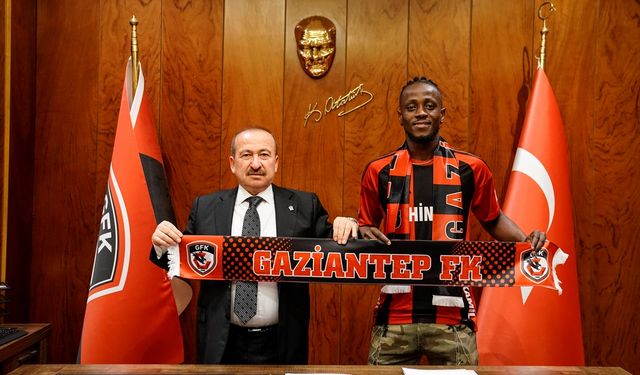 Gaziantep FK, Ganalı golcü Boateng'i renklerine bağladı