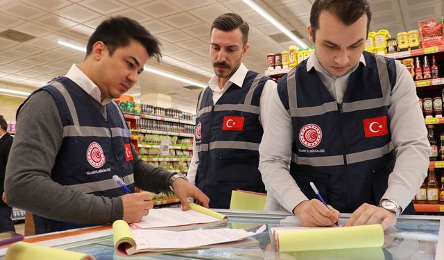 İzmir'de market ve gıda işletmelerinde fiyat denetimi yapıldı