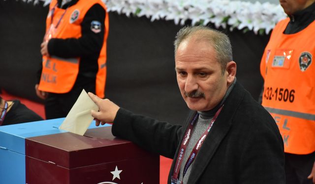 Trabzonspor'un olağan genel kurulunda oy verme işlemi başladı