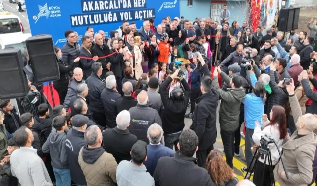 Adana'nın kırsal mahallelerine hizmet yağmuru