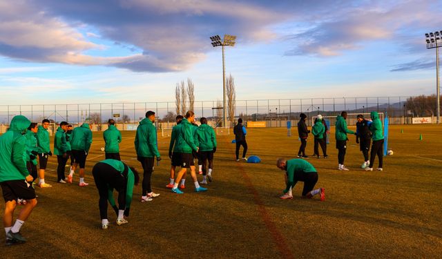 Iğdır FK, ligin ikinci yarısına galibiyetle başlayıp yeniden yükselişi hedefliyor