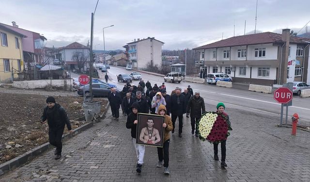 Milli güreşçi Hamit Kaplan, Amasya'da kabri başında anıldı