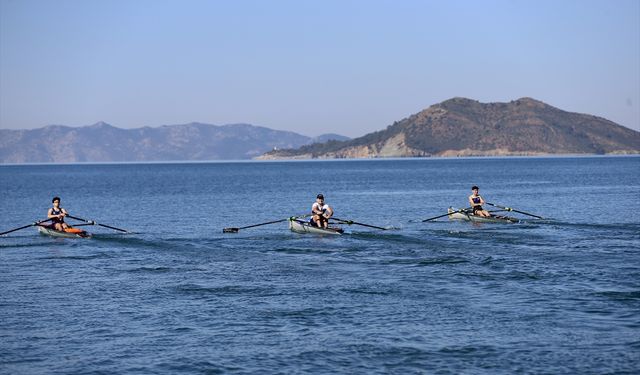 Kürekte hedef 2032'deki olimpiyatlarda tarihin ilk madalyasını almak