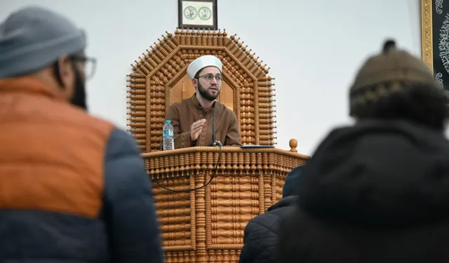 Londra'da ramazan ayının ilk teravih namazı kılındı