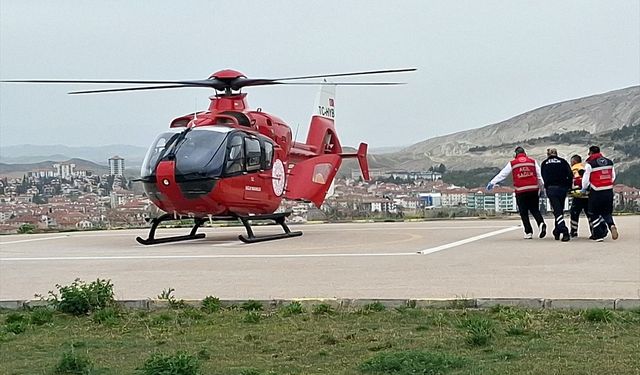 Ambulans helikopter Beypazarı'nda kalp krizi geçiren hasta için havalandı