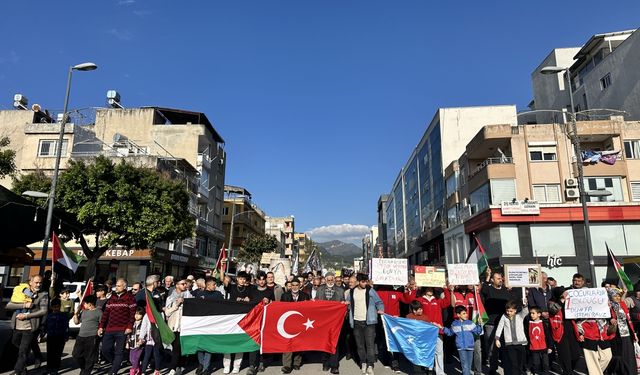 İsrail'in Gazze'ye saldırıları Hatay'da protesto edildi