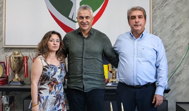 Amed Sportif Faaliyetler'de teknik direktörlüğe Mehmet Altıparmak getirildi