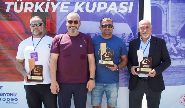 Gençler Türkiye Kupası Kürek Yarışları tamamlandı