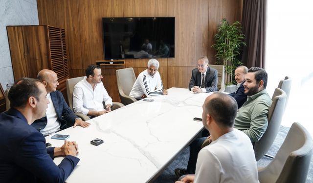 Türkiye'nin Belgrad Büyükelçisi İlhan Saygılı, Gaziantep FK kampını ziyaret etti