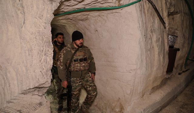 AA, terör örgütü YPG'nin Aynularab'a bağlı Sırrin beldesinde inşa ettiği 'yer altı şehrini' görüntüledi