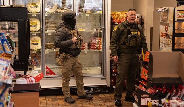 ABD'de sınır muhafaza komutanı Bovino alışveriş yaparken protesto edildi