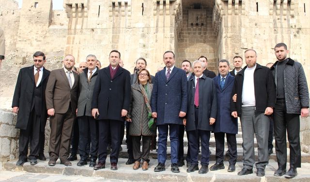 AK Parti Genel Başkan Yardımcısı Zorlu, Halep Valiliğini ziyaret etti: