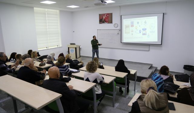 ALKÜ'de 40-60 yaşlarındaki bireyler üniversite deneyimi yaşadı