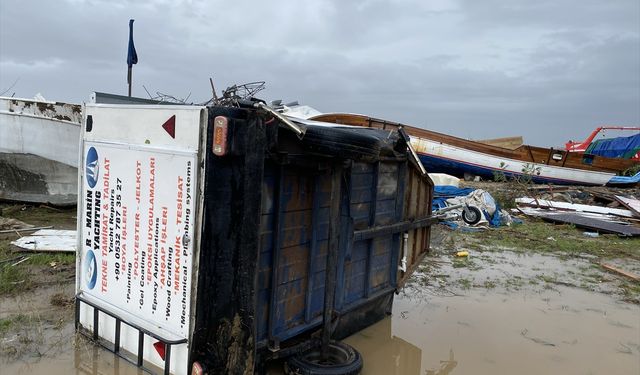 Antalya Valisi Şahin, Aksu'da hortumun zarar verdiği yerleri inceledi