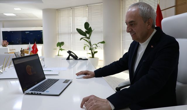 Antalya'da Kepez Belediye Başkanı Kocagöz, AA'nın 'Yılın Kareleri' oylamasına katıldı