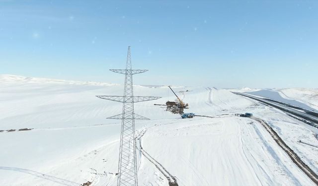 Azerbaycan'da 'Zengezur Elektrik İletim Hattı'nın yapımına başlandı