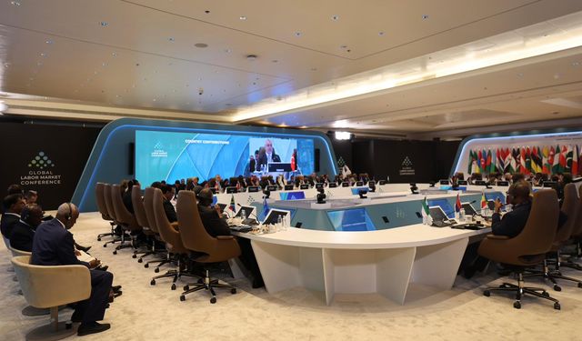 Bakan Işıkhan, 3. Küresel İşgücü Piyasası Konferansı kapsamında Riyad'da temaslarda bulundu: