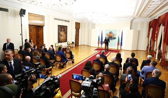 Bulgaristan Cumhurbaşkanı Rumen Radev, istifa etme kararı aldığını duyurdu