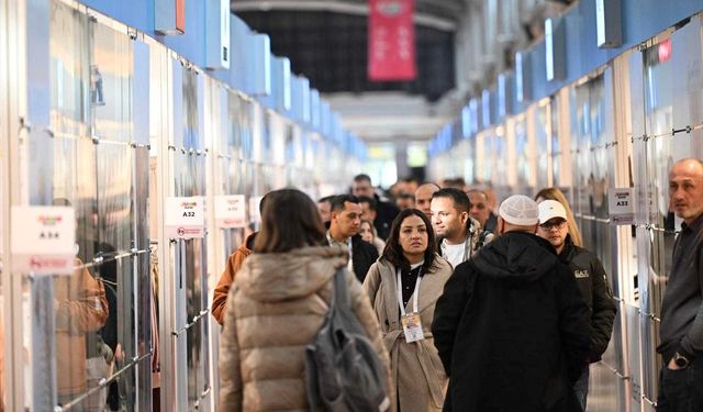 Bursa'da Çocuk Hazır Giyim ve Çocuk İhtiyaçları Fuarı kapılarını açtı