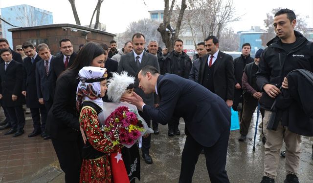 Çankırı'dan Iğdır'a atanan Vali Taşolar, görevine başladı