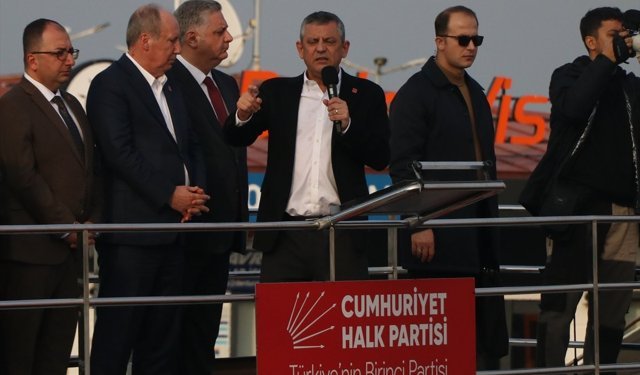 CHP Genel Başkanı Özgür Özel, partisinin Yalova mitinginde konuştu: