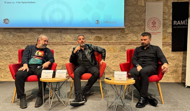 'Çizgi Roman Söyleşileri'nde medyanın gençlere etkisi konuşuldu