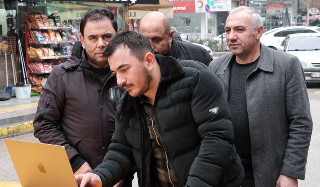 Çorum'da taksiciler AA'nın 'Yılın Kareleri' oylamasına katıldı