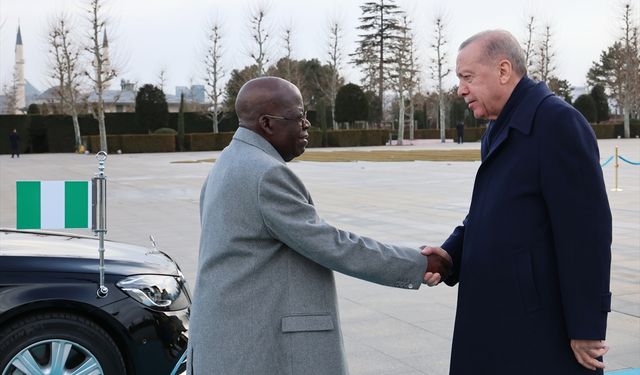 Cumhurbaşkanı Erdoğan, Nijerya Cumhurbaşkanı Tinubu'yu resmi törenle karşıladı