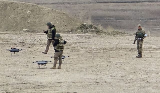 Dijital birliğin 'kanatlı askerleri' sürü halinde sahaya çıktı