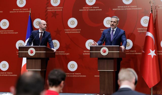 Dışişleri Bakanı Fidan, Fransız mevkidaşı Barrot ile ortak basın toplantısında konuştu: