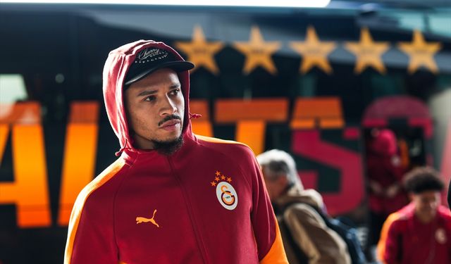 Galatasaray, Manchester City maçı için İngiltere'ye gitti