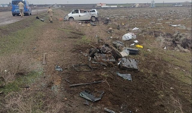 GÜNCELLEME - Şırnak'ta şarampole devrilen mikrobüsteki 2 kişi öldü, 6 kişi yaralandı