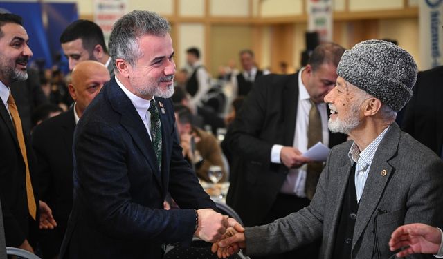 Hizmet-İş Sendikasının kuruluşunun 48. yıl dönümü dolayısıyla program düzenlendi