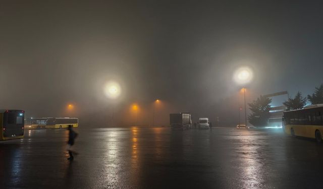 İstanbul'un bazı ilçelerinde sis etkili oluyor