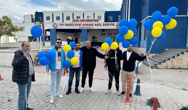 İzmir'de lösemi tedavisi süren 3 yaşındaki Afra için gökyüzüne balonlar bırakıldı