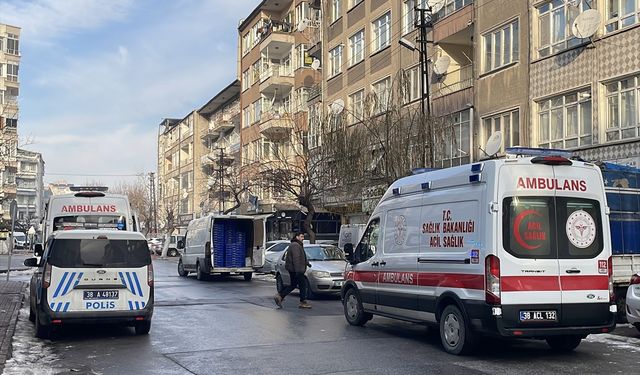 Kayseri'de sobadan sızan gazdan etkilenen 4 kişi hastaneye kaldırıldı