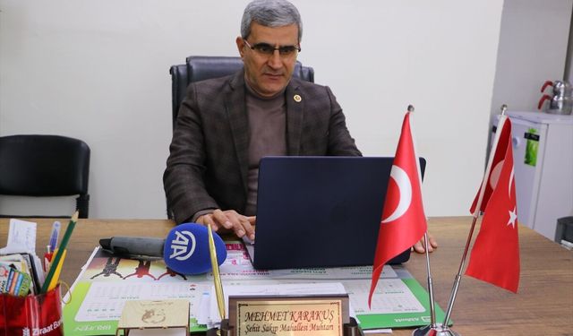 Kilis Muhtarlar Derneği Başkanı Karakuş ile muhtarlar AA'nın 'Yılın Kareleri' oylamasına katıldı