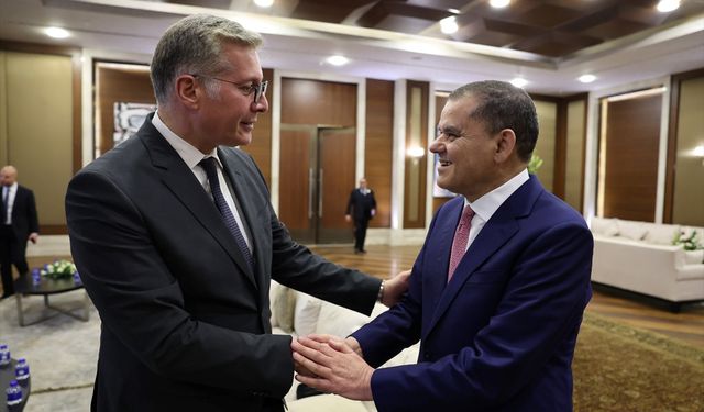Libya Başbakanı Dibeybe, Mısır Petrol Bakanı Bedevi ile enerji alanında işbirliğini görüştü