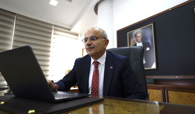 Malatya Büyükşehir Belediye Başkanı Er, AA'nın 'Yılın Kareleri' oylamasına katıldı