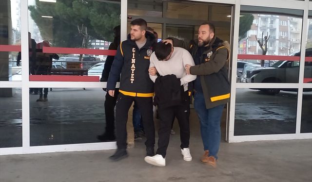Manisa'da kuyumcudan yapılan silahlı soyguna ilişkin 2 şüpheli yakalandı