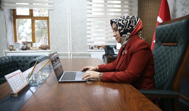 Niğde İl Milli Eğitim Müdürü Özbek, AA'nın 'Yılın Kareleri' oylamasına katıldı