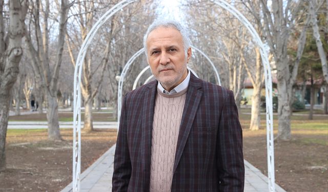 Pet şişeyi açamayan da çatalın tabakta çıkardığı sesten rahatsız olan da şikayet etti